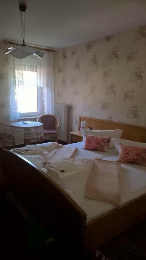 Hotel Monte Somma 로데스하임암라인 외부 사진